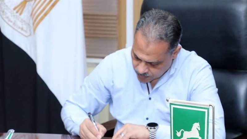 محافظ الشرقية يعتمد