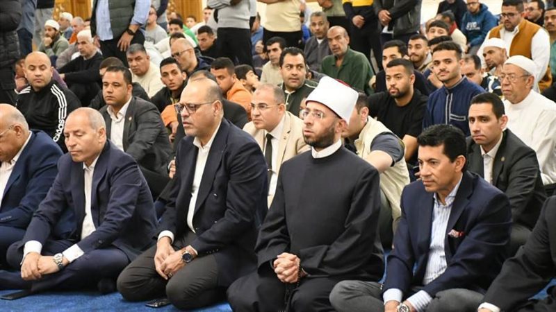 الأزهري وعدد من الوزراء