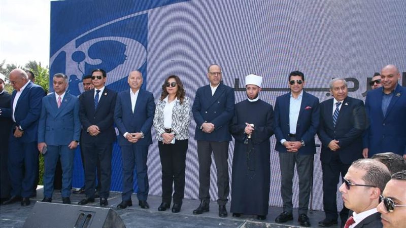 الإحتفال بيوم اليتيم