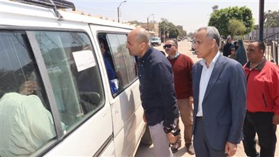 سكرتير بني سويف يتابع انتظام الخدمة بمواقف السيارات 