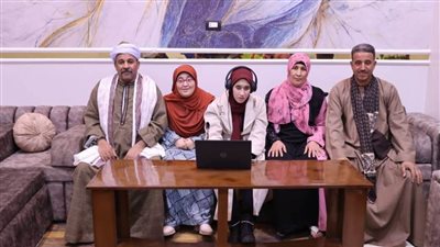 وزير الاتصالات يوجه بتسليم طالبة بمدرسة النور للمكفوفين بأسيوط 