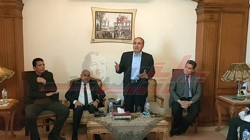 الكاتب الصحفي عبدالمحسن