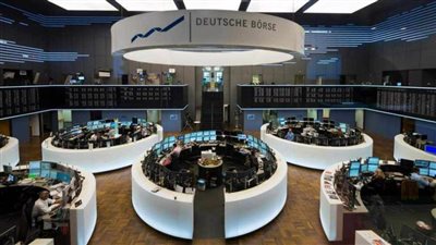 ارتفاع الأسهم الأوروبية وسط نتائج أرباح متباينة وتفاؤل حذر بشأن الرسوم الأمريكية