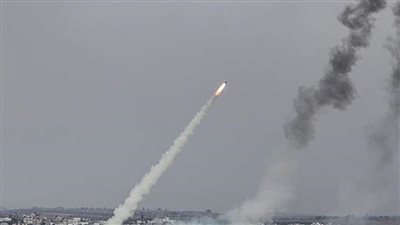 قذيفة إسرائيلية تسقط قرب 