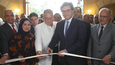 وزير الثقافة يفتتح 
