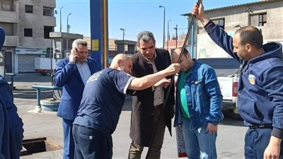 البحيرة.. ضبط صاحب محطة تمويل سيارات لتهريبه 15 ألف لتر محروقات 