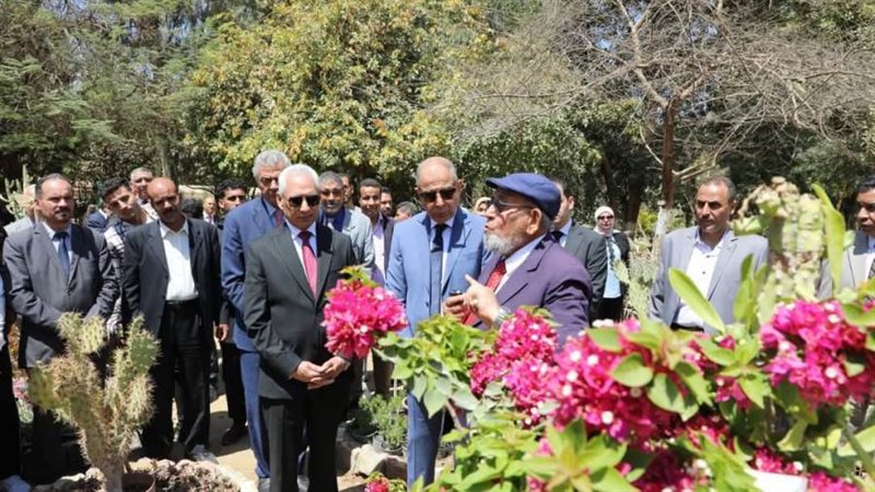 محافظ المنيا ورئيس