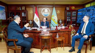 محافظ كفر الشيخ يجتمع بأعضاء مجلسي النواب والشيوخ لحل مشكلات الدوائر