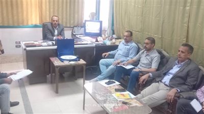 لجنة الاستثمار الرياضي بسوهاج تناقش عددًا من الاستثمارات في مراكز الشباب 