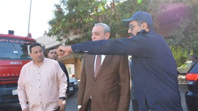 بالصور.. محافظ الغربية يتابع ميدانيًا السيطرة على حريق محلج القطن بطنطا