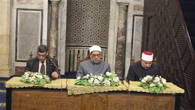 ملتقى الأزهر للقضايا المعاصرة: حياة الرسول شاهدة على أهمية الجمع بين عزيمة الشباب وحكمة الشيوخ