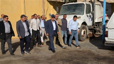 محافظ الدقهلية يتفقد الحملة الميكانيكية بحي غرب المنصورة 