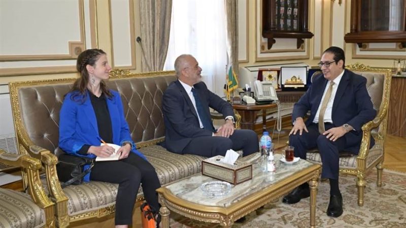 رئيس جامعة القاهرة: