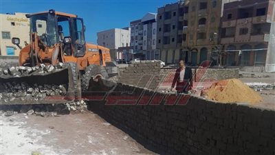 إزالة التعديات على أملاك الدولة ببلطيم واتخاذ الإجراءات القانونية ضد المخالفين