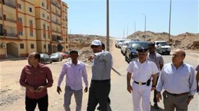  محافظ أسوان: غرامات مالية 5 آلاف جنيه على أي سيارة يتم ضبطها تقوم بإلقاء أي مخلفات أو تراكمات بطريق بديل السادات