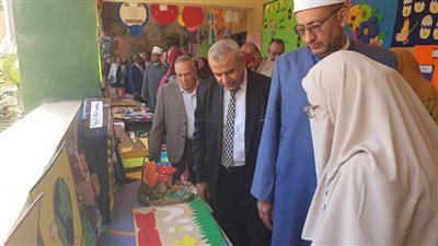  بالصور.. رئيس المنطقة الأزهرية بالغربية يفتتح معرض الوسائل التعليمية لرياض الأطفال