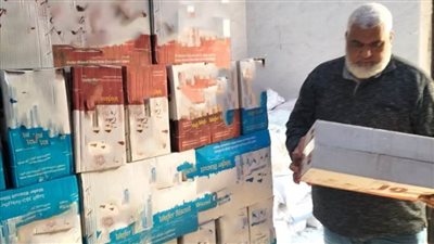 ضبط 2 طن دقيق ومواد غذائية مجهولة المصدر بالشرقية 