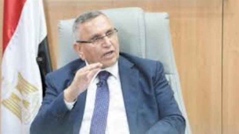 الدكتور عبدالسند