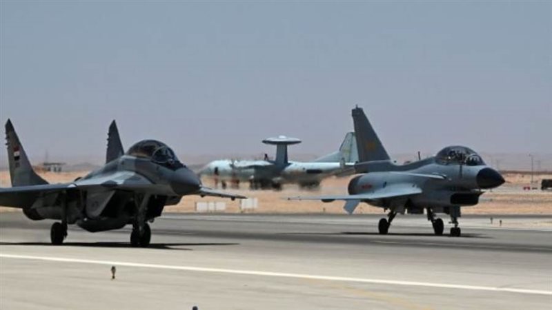 طائرات حربية