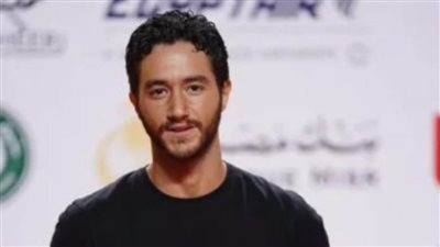 تكريم أحمد مالك بجائزة هيباتيا الذهبية في مهرجان الإسكندرية للفيلم القصير 