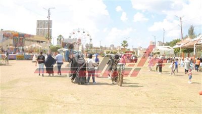 توافد آلاف الزوار على الحدائق لقضاء إجازة شم النسيم بكفر الشيخ