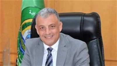 محافظ الإسماعيلية يتابع مجهودات الوحدات المحلية في التصدي لمخالفات البناء والتعدي