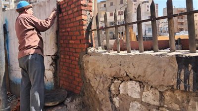 بعد تكرار حوادث عبور المشاة..غلق المعابر العشوائية والمخالفة على خطوط السكة الحديد بدمنهور  