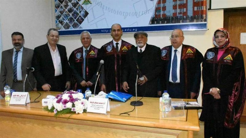 اثناء المناقشة