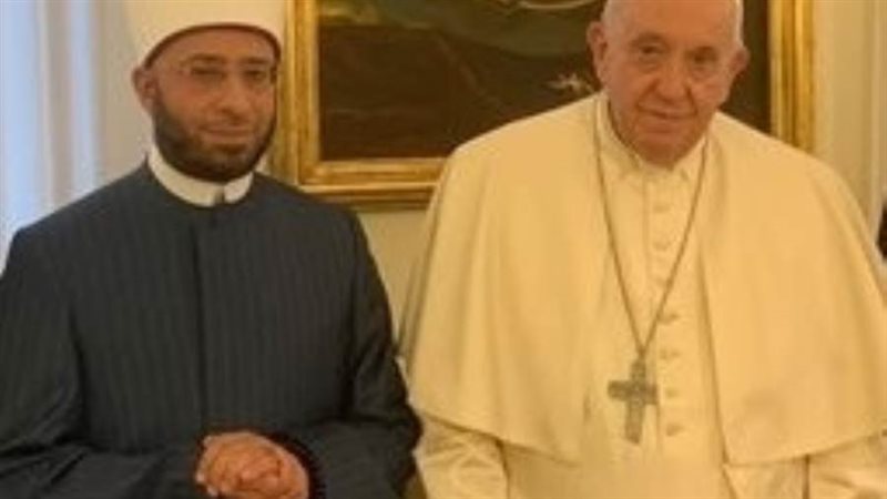 وزير الأوقاف والبابا