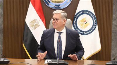 حركة تنقلات وترقيات بقطاع البترول