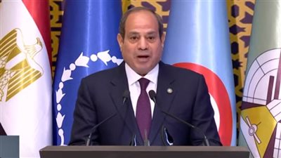 الرئيس السيسي: الدولة تعمل على تأهيل كوادر قادرة على تحمل المسؤولية