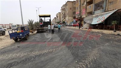 الالتزام بالمواصفات الفنية المعتمدة في رصف الطرق بكفر الشيخ