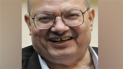روزاليوسف تنعى الكاتب الصحفي الكبير محمد الدسوقي