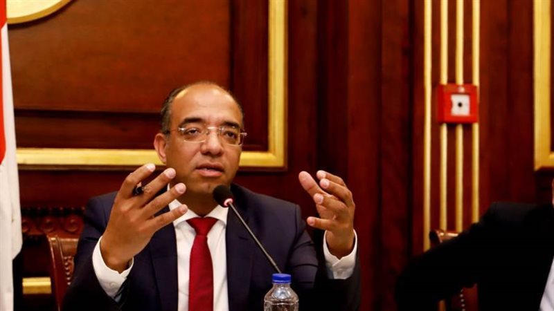 النائب على مهران