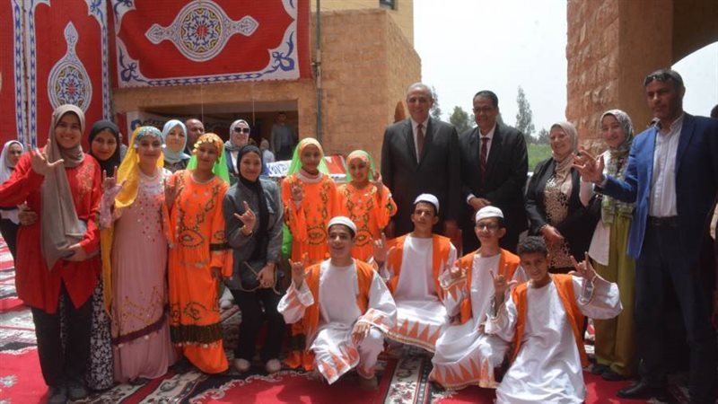 محافظ الغربية خلال