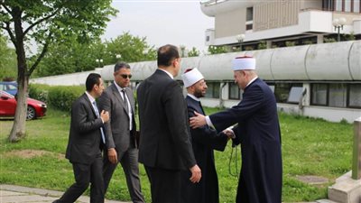 وزير الأوقاف يزور الجمعية الخيرية الإسلامية في زغرب