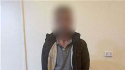 كشف ملابسات تداول مقطع فيديو يظهر خلاله شخص حال قيامه بسرقة مبلغ مالي من آخر بأسلوب 