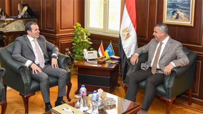 محافظ الإسكندرية يستقبل رئيس مجلس إدارة هيئة الإسعاف المصرية لبحث سبل تطوير المنظومة
