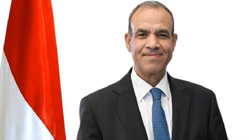 الدكتور بدر عبد العاطي