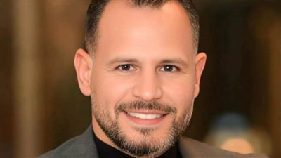 عضو اتحاد الغرف السياحية يطالب بالإسراع في تطوير أسطول النقل السياحي وتحديثه