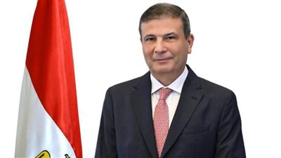 وزير الزراعة يبحث مع محافظ الشرقية استعدادات مهرجان الخيول العربية 