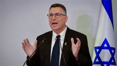 وزير الخارجية الإسرائيلي يطالب بعقد نقاش لإلغاء 200 شيكل