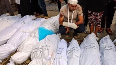 14 شهيدا بينهم أطفال جراء قصف الاحتلال مقهى ومنزلا وسط وجنوب قطاع غزة