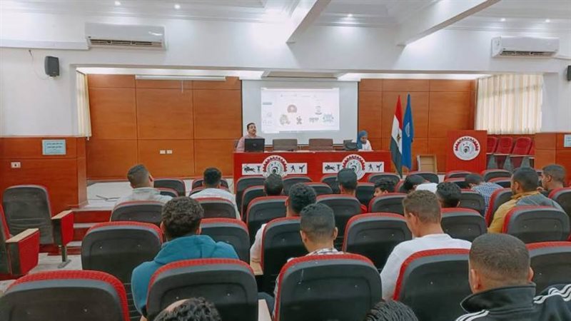 جانب من الدورات التدريبية