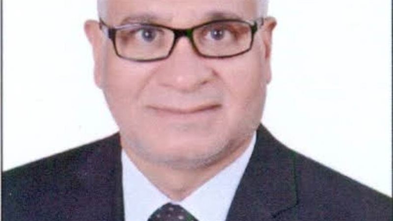 الدكتور مصطفى محمود