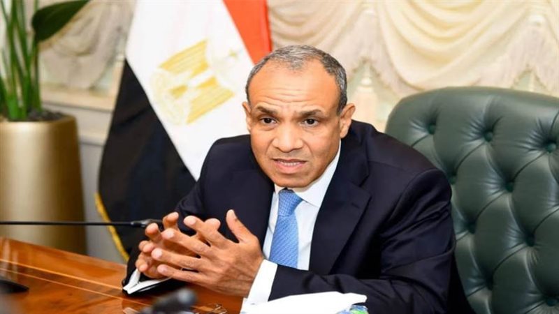 وزير الخارجية والهجرة