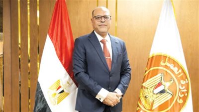 محمد جبران وزير العمل فى حواره لــ«روزاليوسف»:  9 آلاف جنيه منحًا سنوية دعمًا للعمالة غير المنتظمة