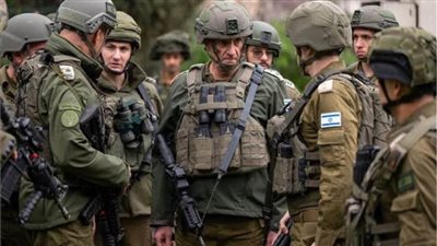 الاحتلال الإسرائيلي يحتجز مئات المواطنين على مدخل طولكرم ونور شمس