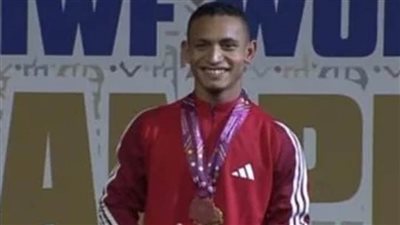 بطل العالم يهاجم اتحاد رفع الأثقال: 