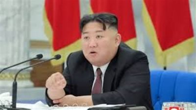 زعيم كوريا الشمالية يوجه بتحديث الجيش بالدبابات والمركبات المدرعة المتقدمة